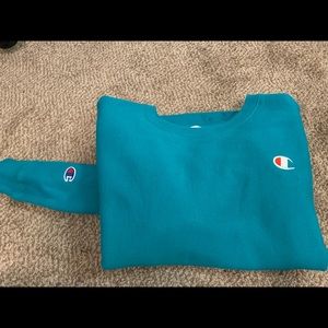 Champion Tops - Champion Crew Neck Champion Tops - Champion Crew Neck